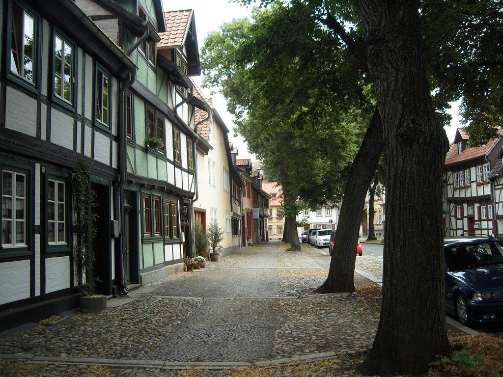 Ferienwohnungen Zur Kaiserstrasse Quedlinburg Bilik gambar