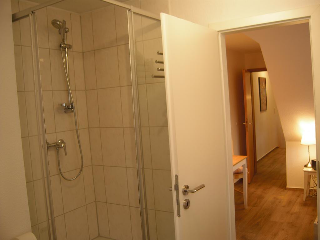 Ferienwohnungen Zur Kaiserstrasse Quedlinburg Bilik gambar